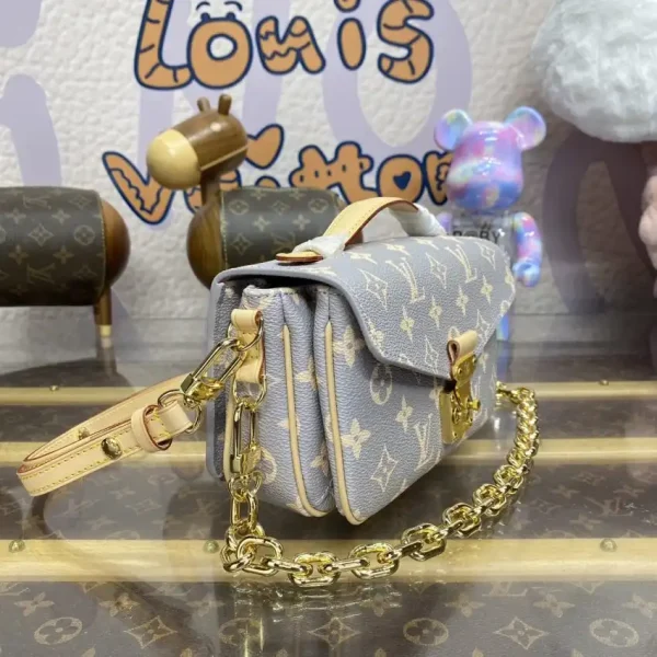 Louis Vuitton Pochette Metis East West Grey - Image 7