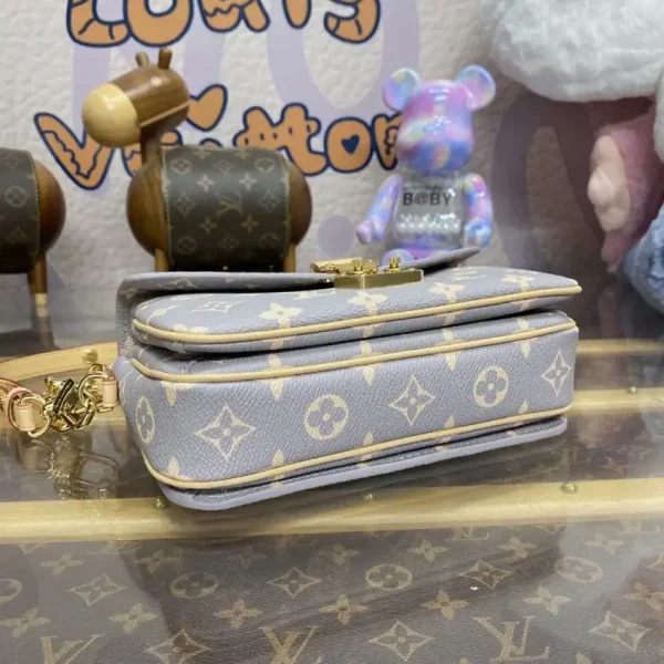 Louis Vuitton Pochette Metis East West Grey - Image 2