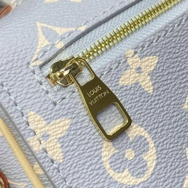 Louis Vuitton Pochette Metis East West Grey - Image 10