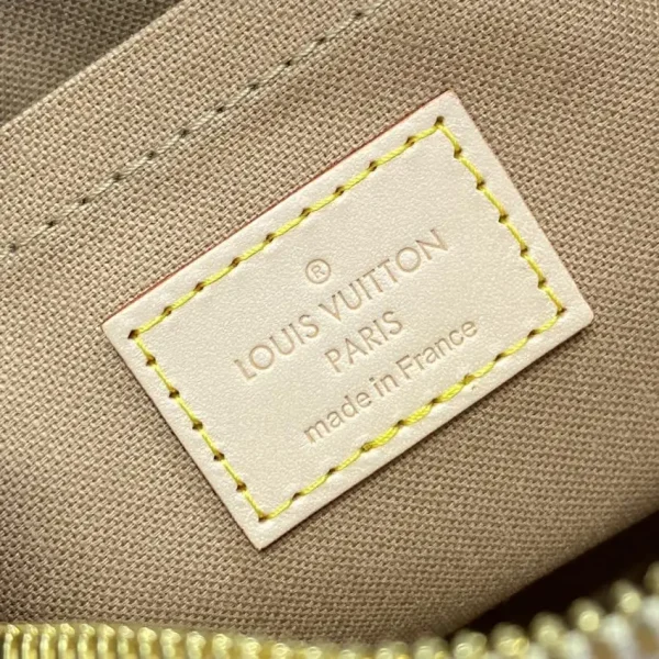 Louis Vuitton Speedy 18 Beige - Image 5