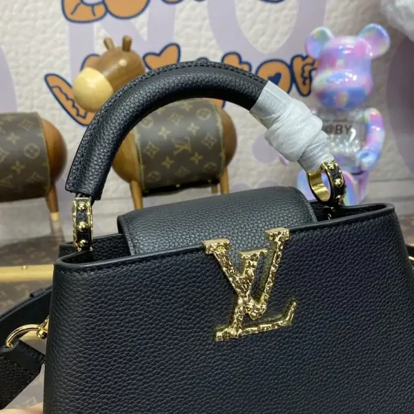 Loius Vuitton Capucines East West Black - Image 2