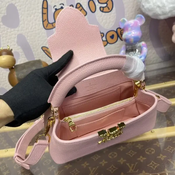 Loius Vuitton Capucines East West Pink - Image 5
