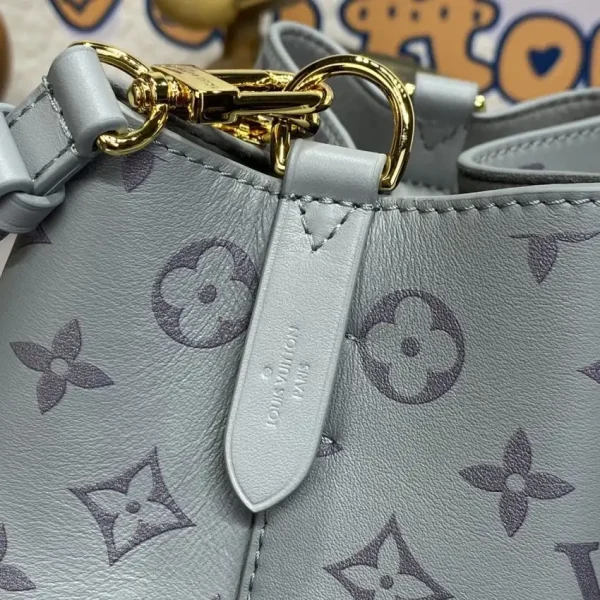 Louis Vuitton NeoNoe BB Silver - Image 6
