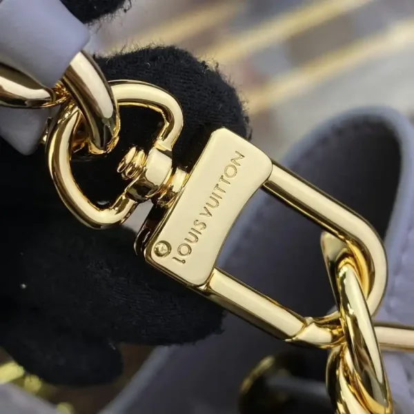 Louis Vuitton NeoNoe BB Silver - Image 9