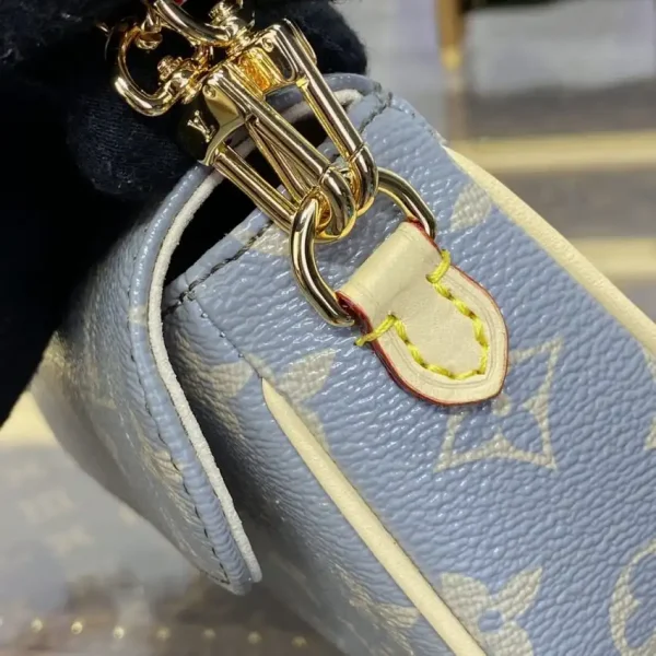 Louis Vuitton Wallet on Chain Ivy Grey - Image 8