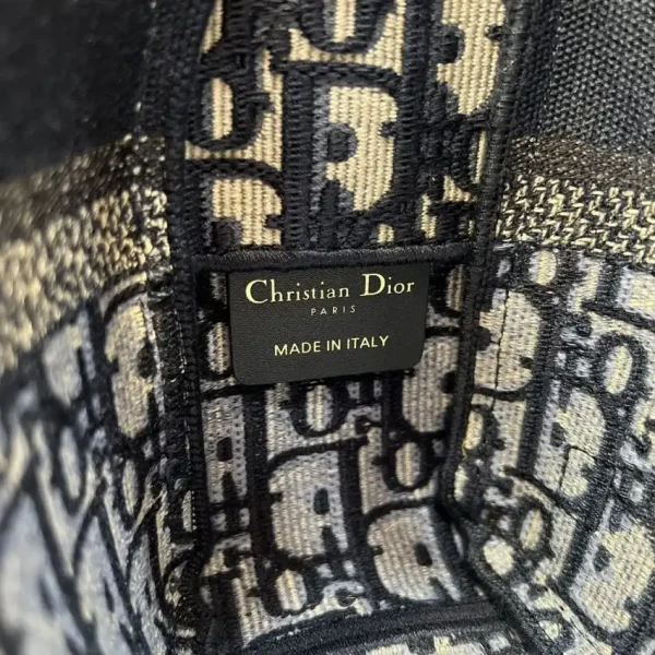 Dior Camp Oblique Embroidery - Image 8