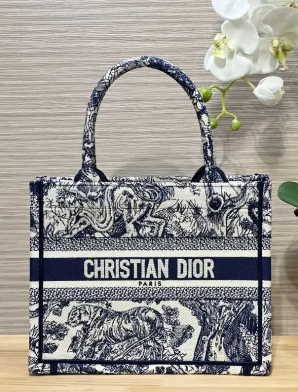 Dior Tote Book Blue Tiger