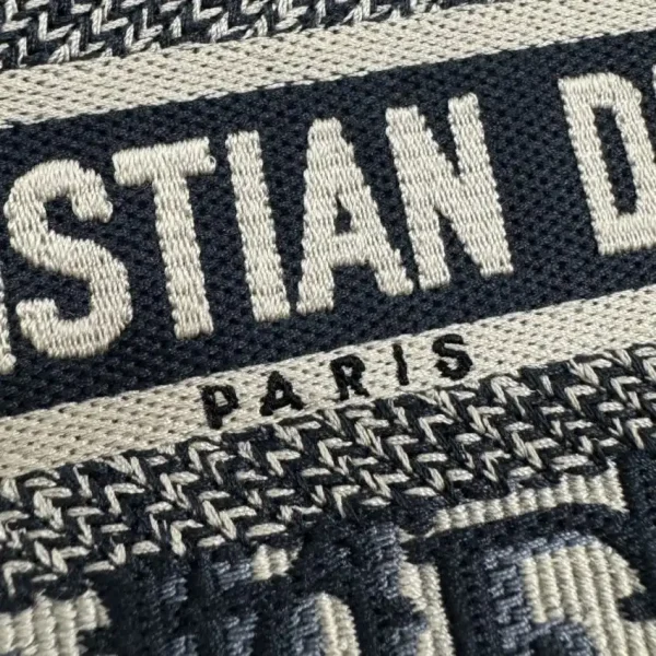 Dior Tote Book Mini CD - Image 6