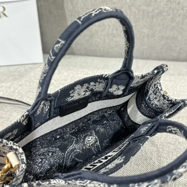 Dior Tote Book Mini  Tiger - Image 7
