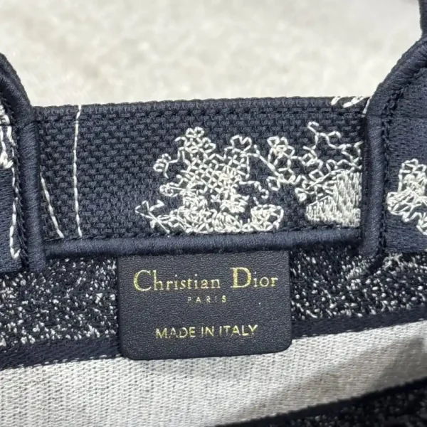 Dior Tote Book Mini  Tiger - Image 3