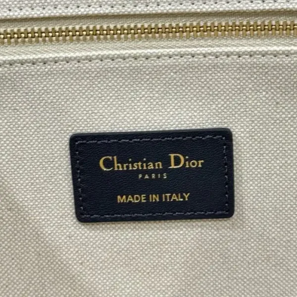 Dior Tote Book White Tiger Leather - Image 6