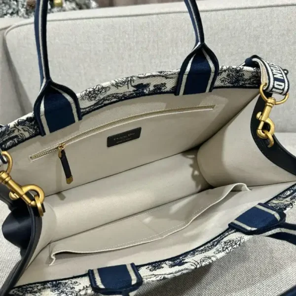 Dior Tote Book White Tiger Leather - Image 7