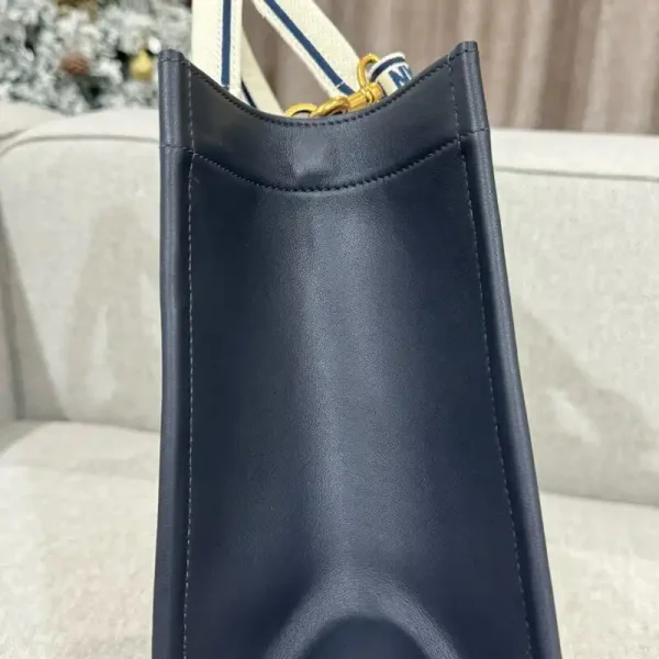 Dior Tote Book Blue Tiger Leather - Image 2