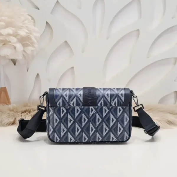 Dior Hit the Road messenger bag black - Image 7