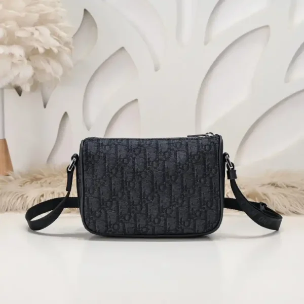 Dior 8 Bag With Strap - Image 9