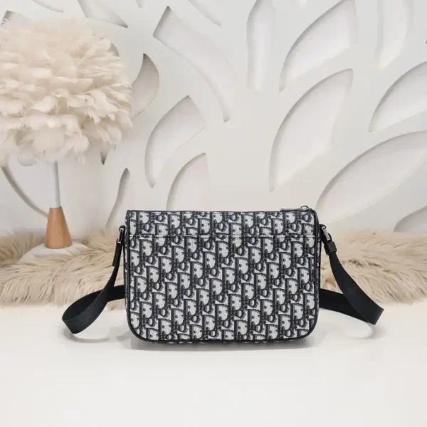 Dior 8 Bag Mini With Strap - Image 5