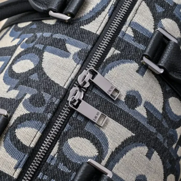 Dior Weekender 40 - Image 9