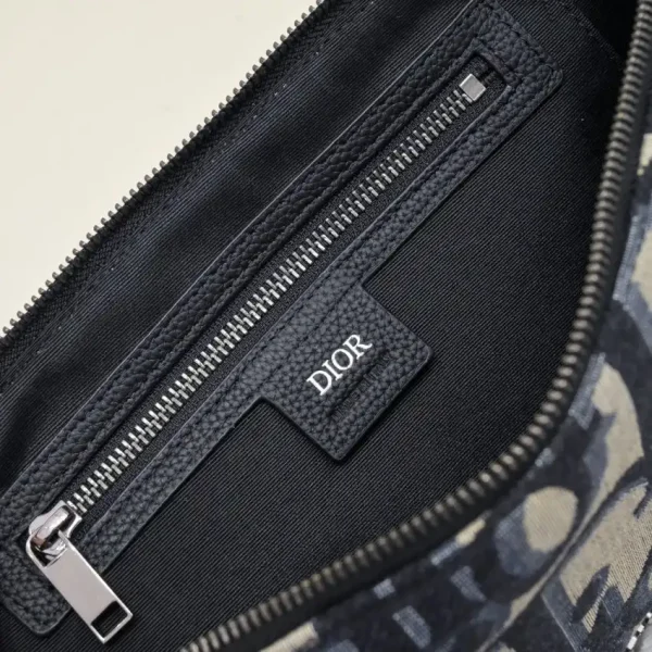 Dior Weekender 25 - Image 8