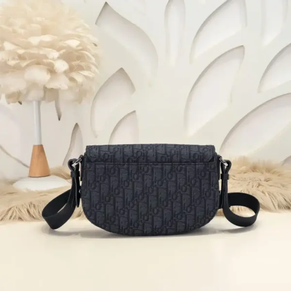 Dior Saddle Messenger  Black Classic - Image 7