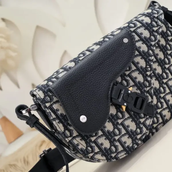 Dior Saddle Messenger White Classic - Image 6