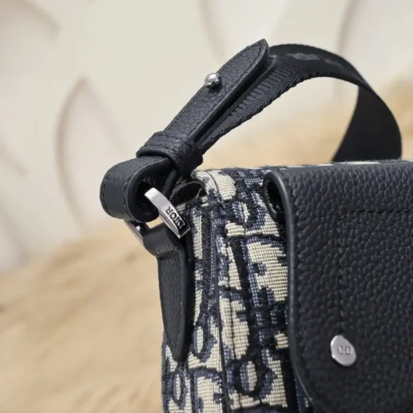 Dior Saddle Messenger White Classic - Image 9