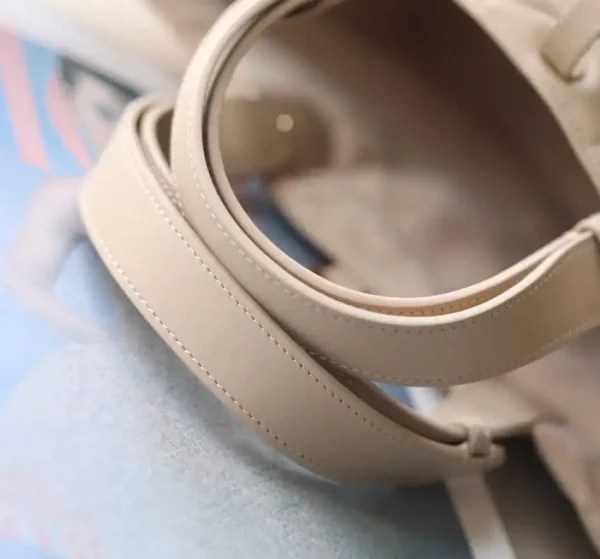 Dior Toujours Beige Bag - Image 3