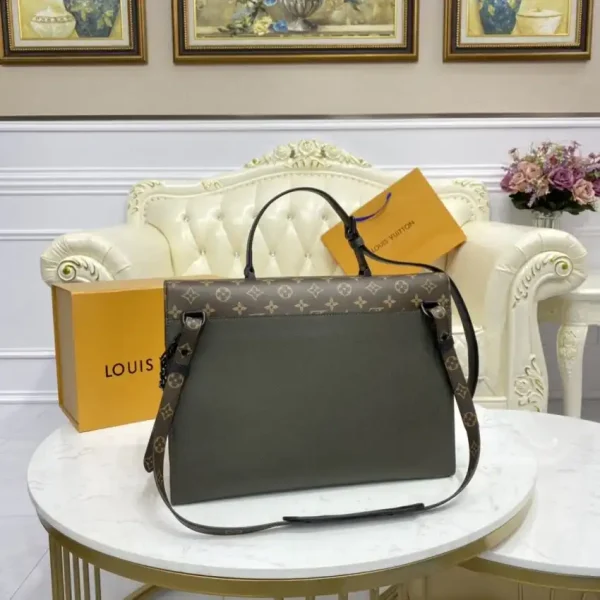 Louis Vuitton Robusto Briefcase - Image 4