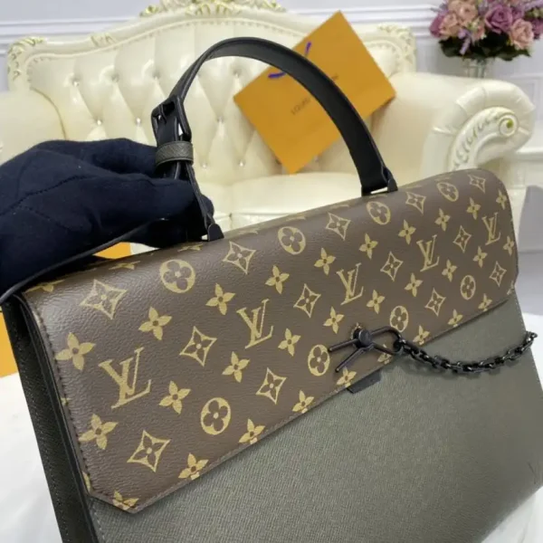 Louis Vuitton Robusto Briefcase - Image 8