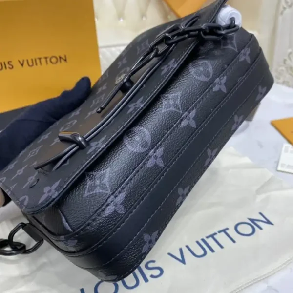 Louis Vuitton Steamer Messenger Black Canvas - Image 4
