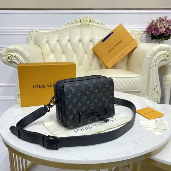 Louis Vuitton Steamer Messenger Black Canvas - Image 5