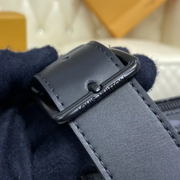 Louis Vuitton Steamer Messenger Black Canvas - Image 2