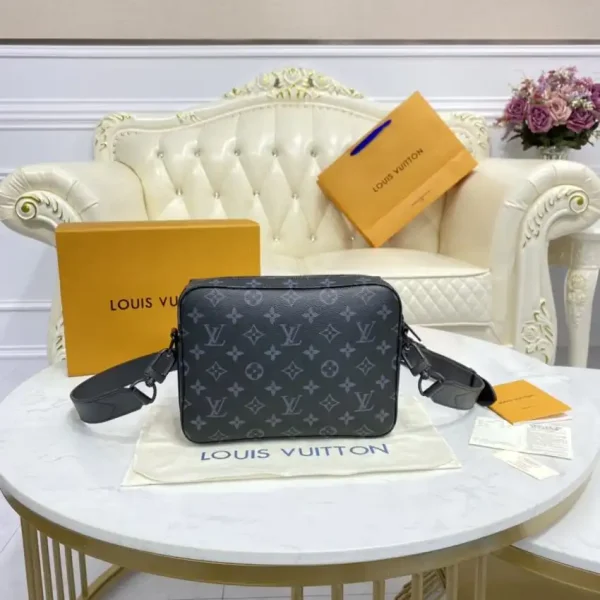 Louis Vuitton Steamer Messenger Black Canvas - Image 8