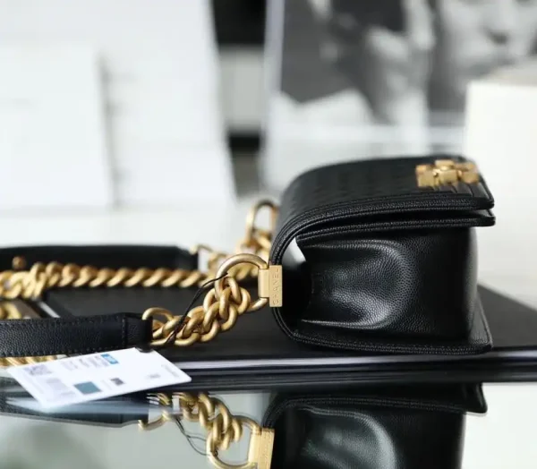 CHANEL Le Boy Black - Image 3