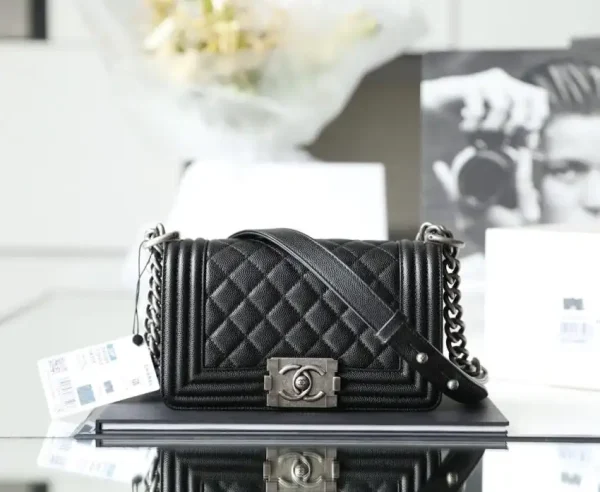 CHANEL Le Boy Black Small