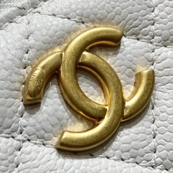 CHANEL 22S Handle Box Bag White - Image 5