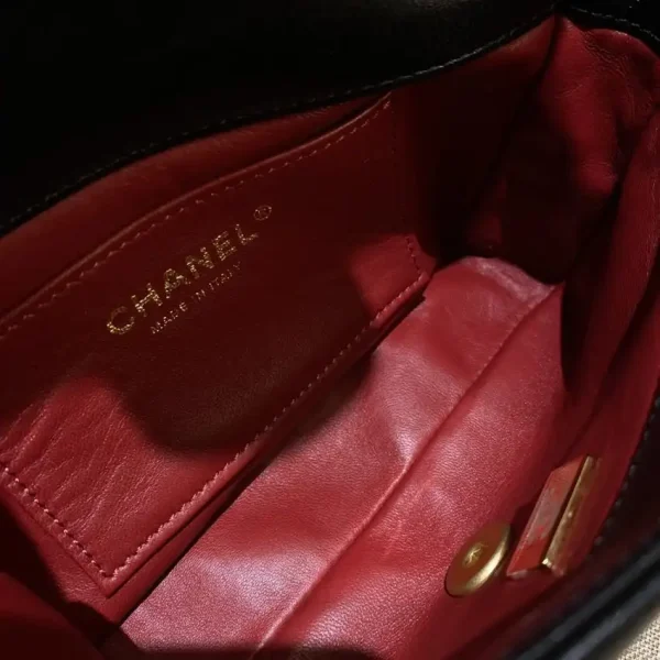CHANEL 22P Enamel Bag - Image 3