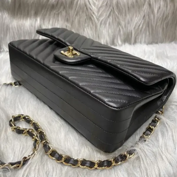 CHANEL Classic Flap 25cm V Black - Image 7