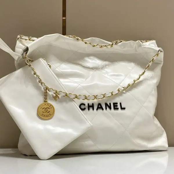 CHANEL 22 Small Handbag White - Image 3