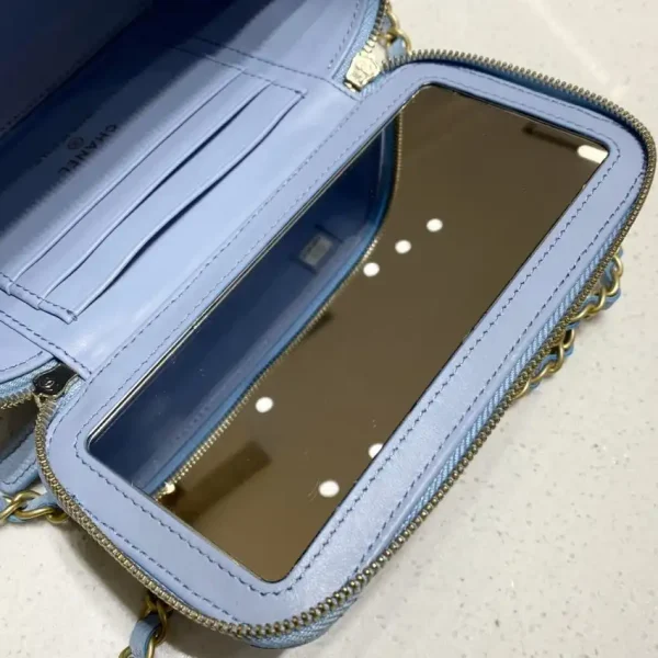 CHANEL 22S Handle Box Bag Blue - Image 2