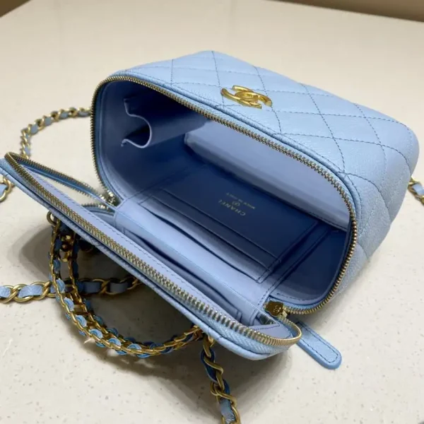 CHANEL 22S Handle Box Bag Blue - Image 3