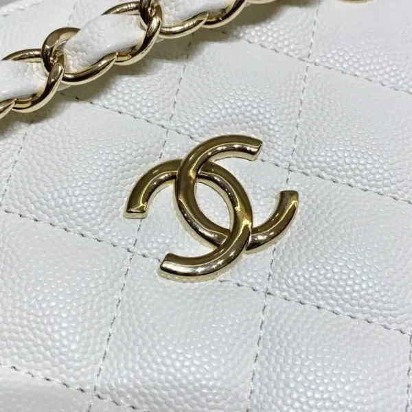 CHANEL 22S Hubo Bag White - Image 6