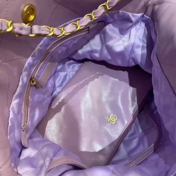 CHANEL 22 Small Handbag Purple - Image 2