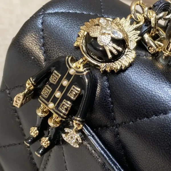 CHANEL Classic Flap 20cm Lion - Image 9
