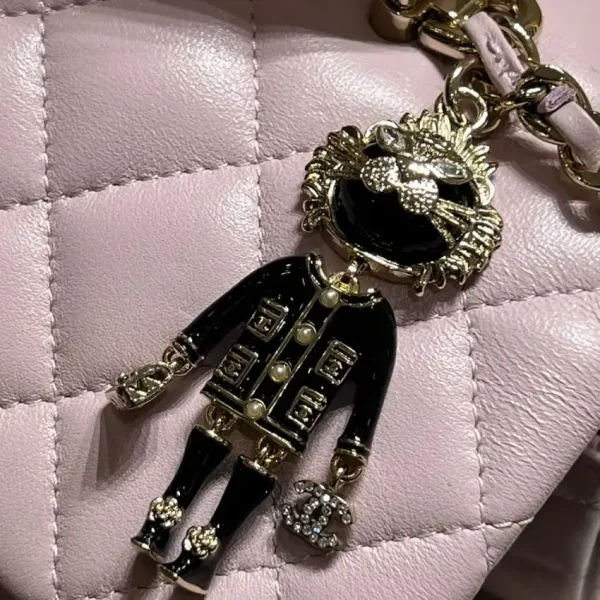 CHANEL CF 20 cm Lion Pink - Image 5