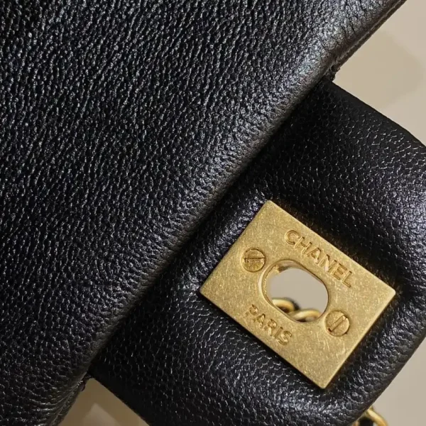 CHANEL CF 20 cm Handle Black - Image 3