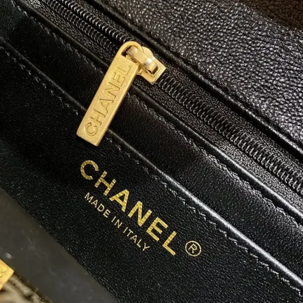 CHANEL CF 20 cm Handle Black - Image 7
