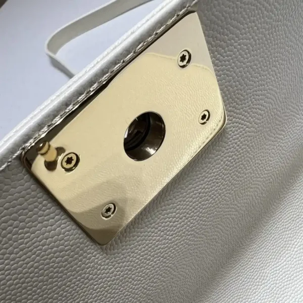 CHANEL Le Boy Small Ivory - Image 4