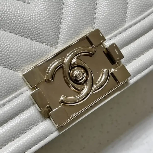 CHANEL Le Boy Small Ivory - Image 7