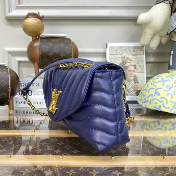Louis Vuitton New Wave Blue - Image 5