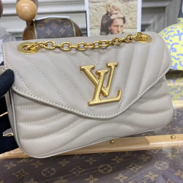 Louis Vuitton New Wave Beige - Image 5